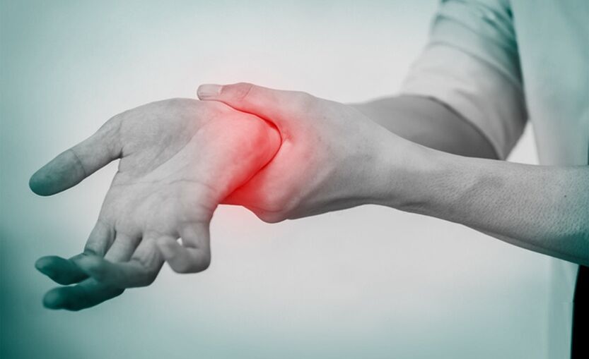 pain with arthrosis of the wrist joint